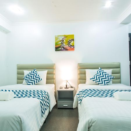 Grand Blue Beach Hotel Manoc-Manoc Eksteriør billede