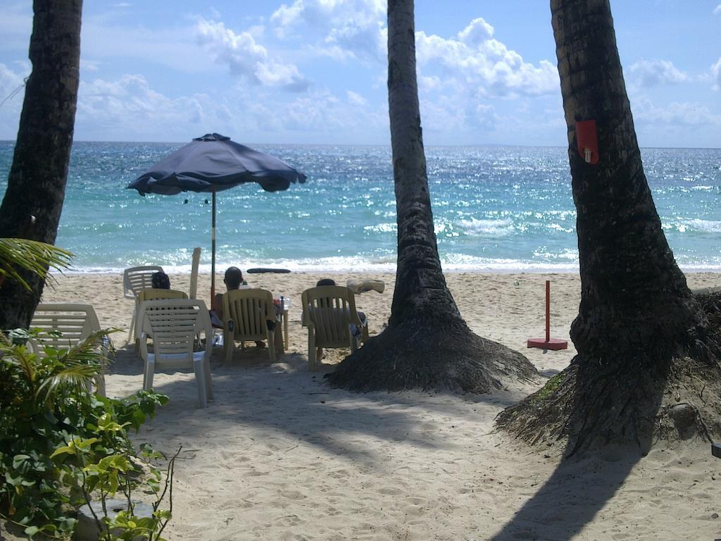 Grand Blue Beach Hotel Manoc-Manoc Eksteriør billede